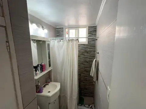 Depto Tipo Casa en Venta con 1 cocheras