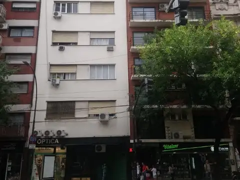 Departamento 1 dormitorio, Av. Córdoba y Callao.