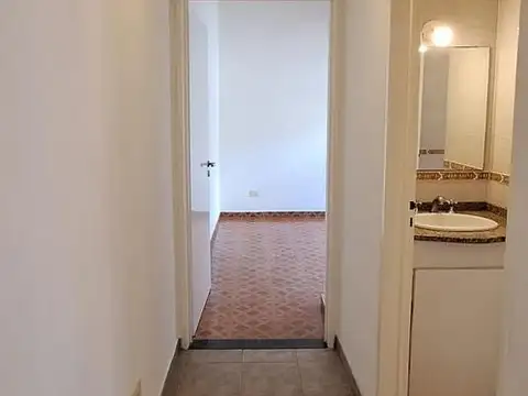 Depto Tipo Casa 2 ambientes con 1 baño