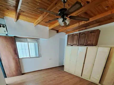 Depto Tipo Casa 4 ambientes con 2 baños