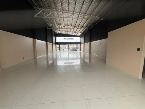Local en Venta en Los Hornos, USD 310.000