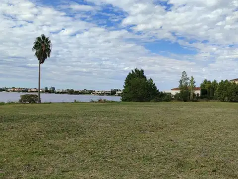 Lote exclusivo en La Isla Nordelta