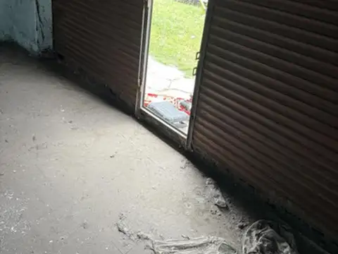 Galpon en Alquiler en Lanús Oeste, $ 430.000