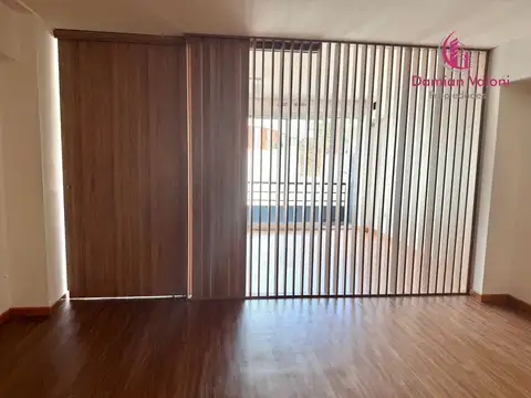 VENTA 2 AMBIENTES CON BALCON Y COCHERA