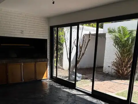 Casa en Alquiler de 4 dormitorios