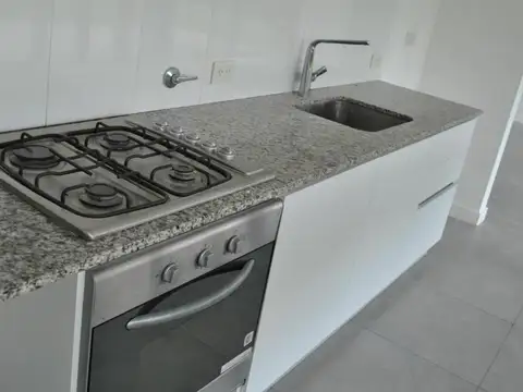 NEV. Hermosa casa interna con excelente orientacion en El Ca