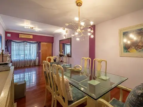 Venta casa triplex 5amb 2cocheras - Villa Urquiza