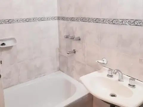 Departamento 4 ambientes con 1 baño