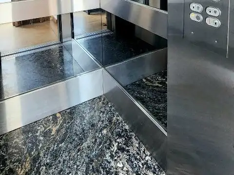 Oficina en Venta con 1 cochera