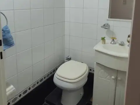 Casa 3 ambientes con 2 baños