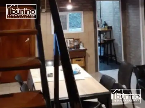Casa 4 ambientes con 1 baño