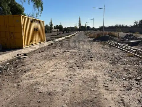 Terreno en Venta 14,63  mts Frente