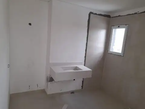 Casa en Venta con 6 cocheras