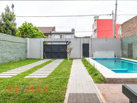 Casa 2 ambientes con 1 baño