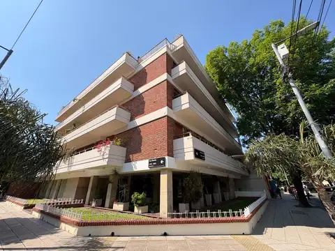 EXCELENTE SEMIPISO 5 AMB CON DEP BALCON TZA Y TERRAZA PROPIA