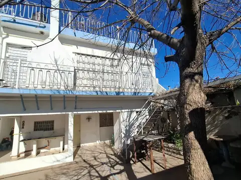 Casa en venta en Rosario - 4 Dormitorios