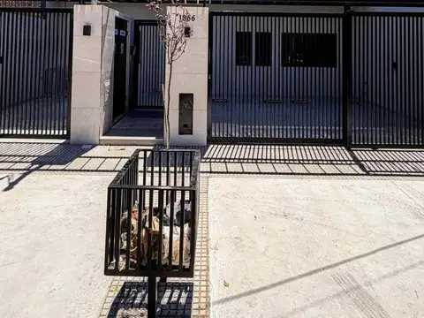 Departamento en Alquiler en Villa Luzuriaga, $ 580.000