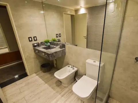 VENTA CASA EN IBARLUCEA CON PILETA COCHERA QUINCHO