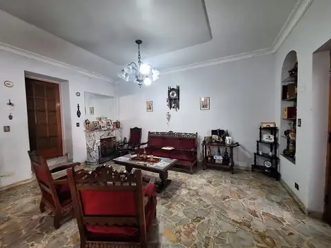 Depto Tipo Casa en Venta de 4 dormitorios