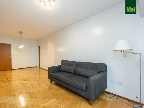 Semipiso, 3 ambientes en venta con balcón y baulera