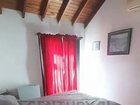 Venta Casa 5 ambientes Moreno a cuadras de la estación tren