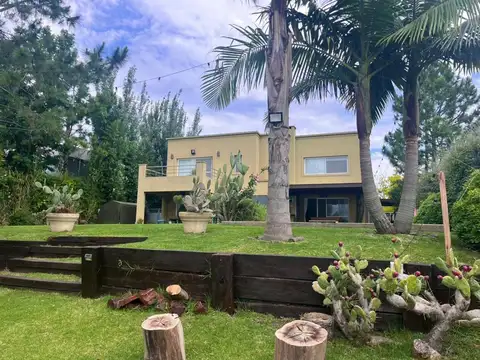 VENTA CASA 5 AMBIENTES  LAGUNA VILLANUEVA, TIGRE