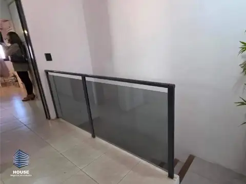 DUPLEX DE CATEGORÍA DE 3 DORMITORIOS EN VENTA DENTRO DE BARRIO CERRADO EN B MATIENZO