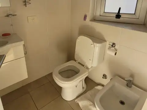 MONOAMBIENTE AMOBLADO IMPECABLE 7o Piso al frente