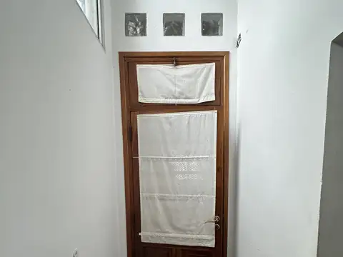 Depto Tipo Casa en Alquiler de 4 ambientes