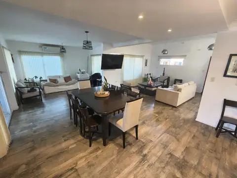Venta Casa en Aires del Llano