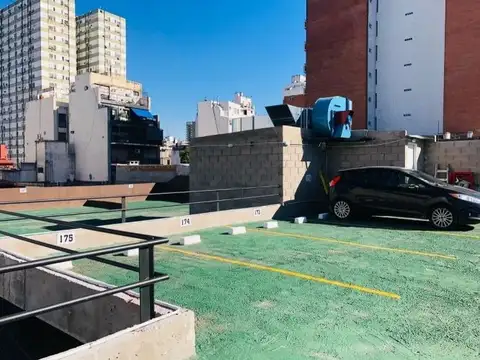 Avellaneda 300 Caballito Cochera U$12.999