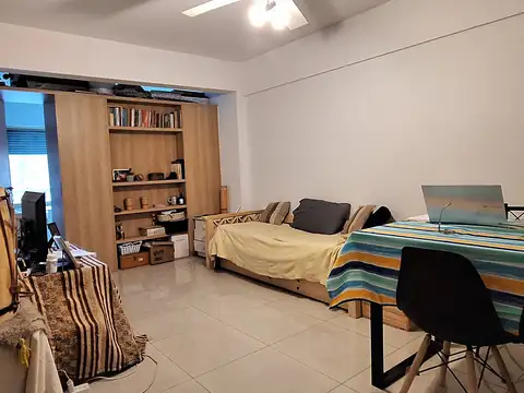 Departamento en Venta en Villa del Parque, USD 105.000
