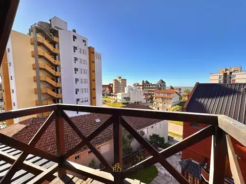 Avenida 1 entre Paseos 110 y 111