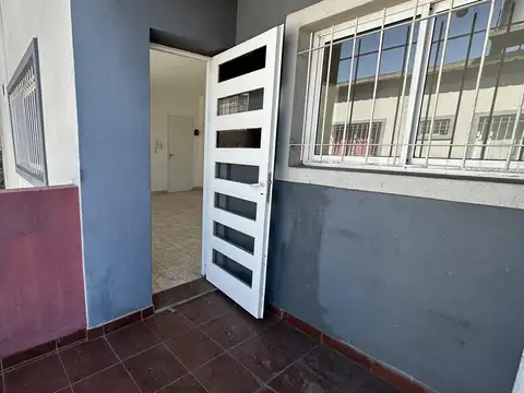 Depto Tipo Casa en Venta en Tapiales, USD 64.900