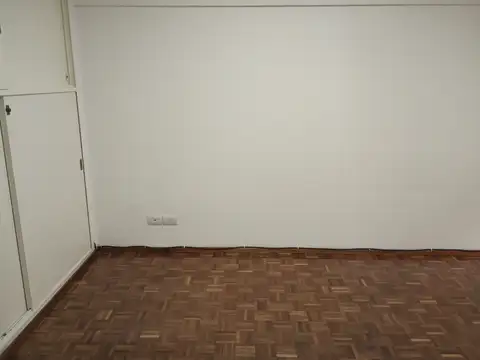Av Directorio 1600, Piso 6