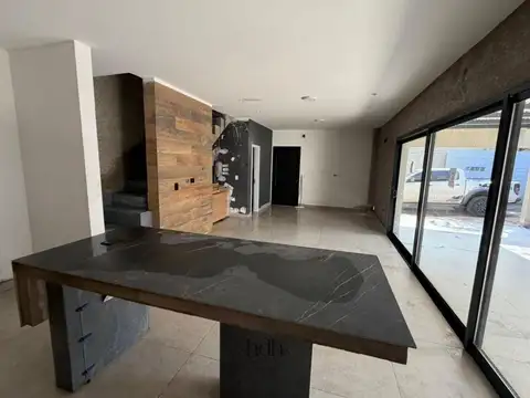 Casa venta en Housing 2 dormitorios living patio con seguridad