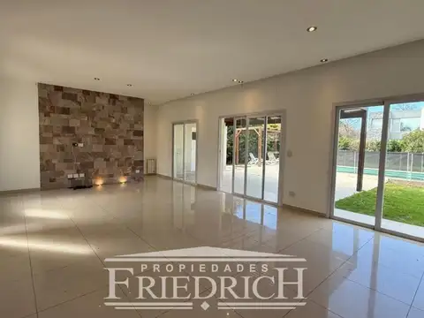 Casa en Alquiler en La Cesarina, USD 1.700