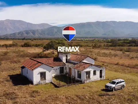 VENTA CASA DE CAMPO AMPLIO TERRENO VALLE DE LERMA