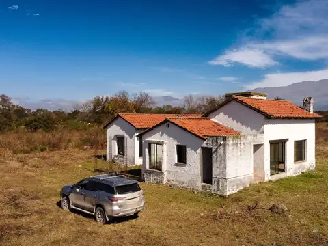 Casa en Venta en La Silleta, USD 240.000
