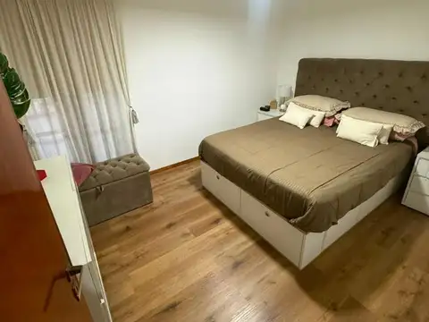 VENTA CASA 4 AMBIENTES AVELLANEDA PILETA QUINCHO