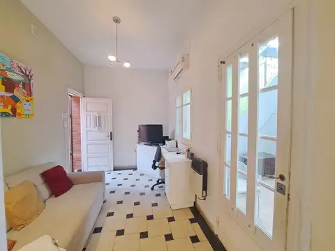 VENTA/PERMUTA Casa 2 dormitorios con patio y terraza exclusiva. Nuestra Señora de Lourdes, Rosario