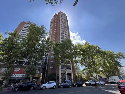 Av. Pres. Juan Domingo Peron 500, Piso 4