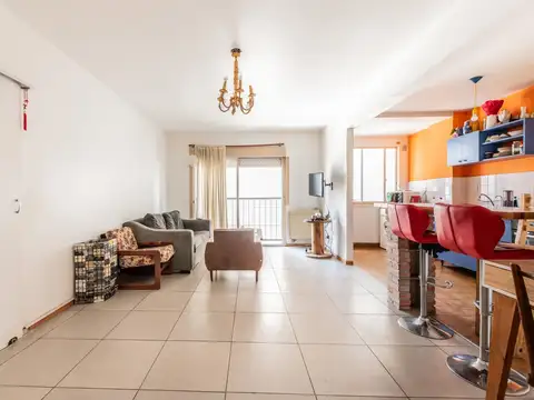 Departamento de 4 Ambientes en Núñez con Espacio Guardacoches Descubierto