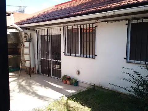 PH TIPO CASA 2 AMB. EN VENTA M. BELGRANO 6617 WILDE