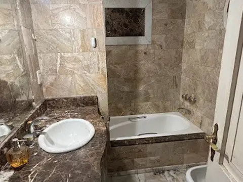 Depto Tipo Casa en Venta en Parque Avellaneda, USD 180.000