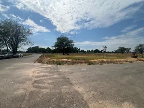Terreno en Venta en Prados del Oeste, USD 86.352