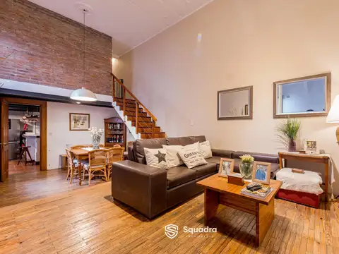 VENTA - Casa de 3 dormitorios, estudio y patio con parrillero - Lourdes, Rosario.