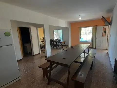 CASA QUINTA EN  VENTA CON AMPLIO PARQUE- CHIVILCOY