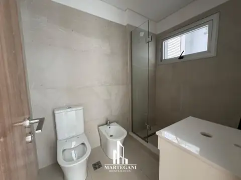 Departamento 4 ambientes con 3 baños
