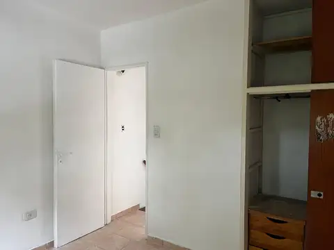 Depto Tipo Casa en Alquiler de 2 dormitorios